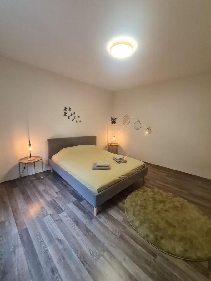 Appartement Luna Dinant Bagian luar foto